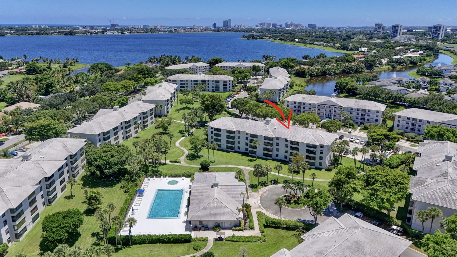 3635 Whitehall Drive, Unit 302, West Palm Beach, FL 33401 Photo