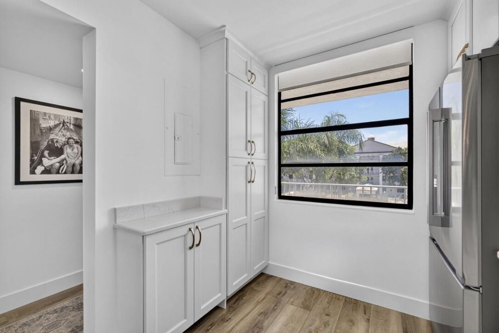 3635 Whitehall Drive, Unit 302, West Palm Beach, FL 33401 Photo