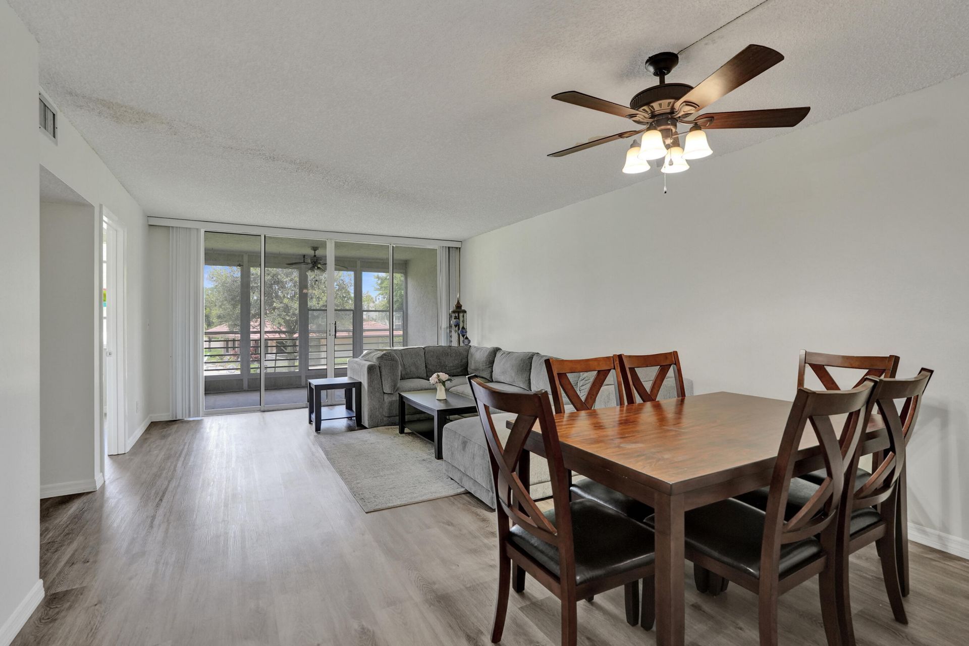 1920 Sabal Palm Drive, Unit 203, Davie, FL 33324 Photo