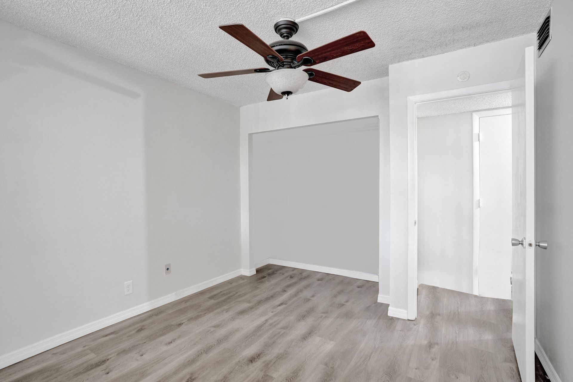 1920 Sabal Palm Drive, Unit 203, Davie, FL 33324 Photo