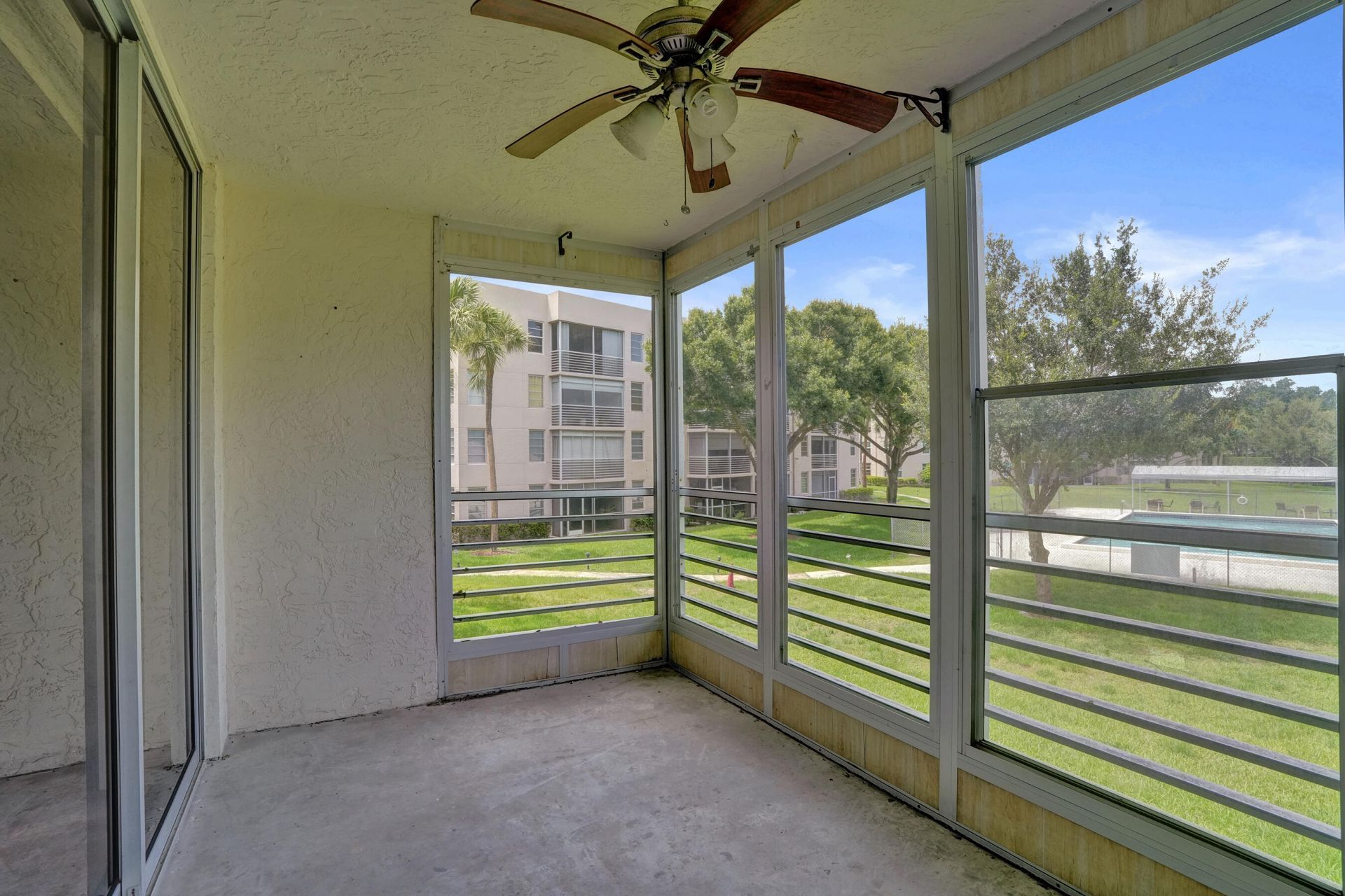 1920 Sabal Palm Drive, Unit 203, Davie, FL 33324 Photo