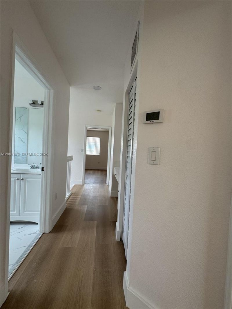 5606 NW 112th Psge , Doral, FL 33178 Photo