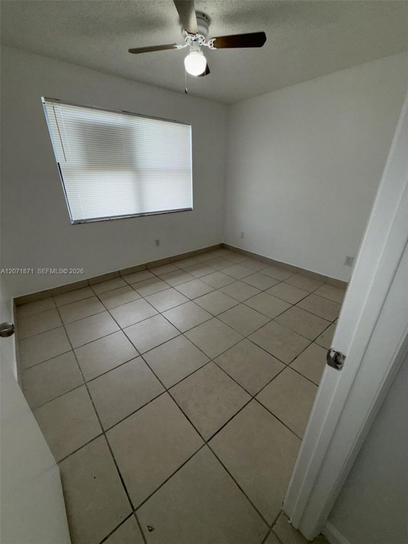 15324 SW 72nd St , Unit 12-21, Miami, FL 33193 Photo