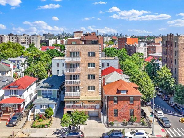 339 Avenue P, Unit 6B, Brooklyn, NY 11204