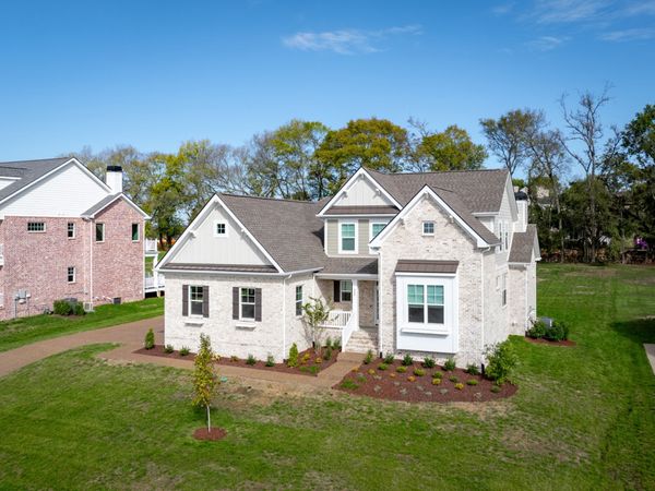 1488 Saundersville Rd , Hendersonville, TN 37075