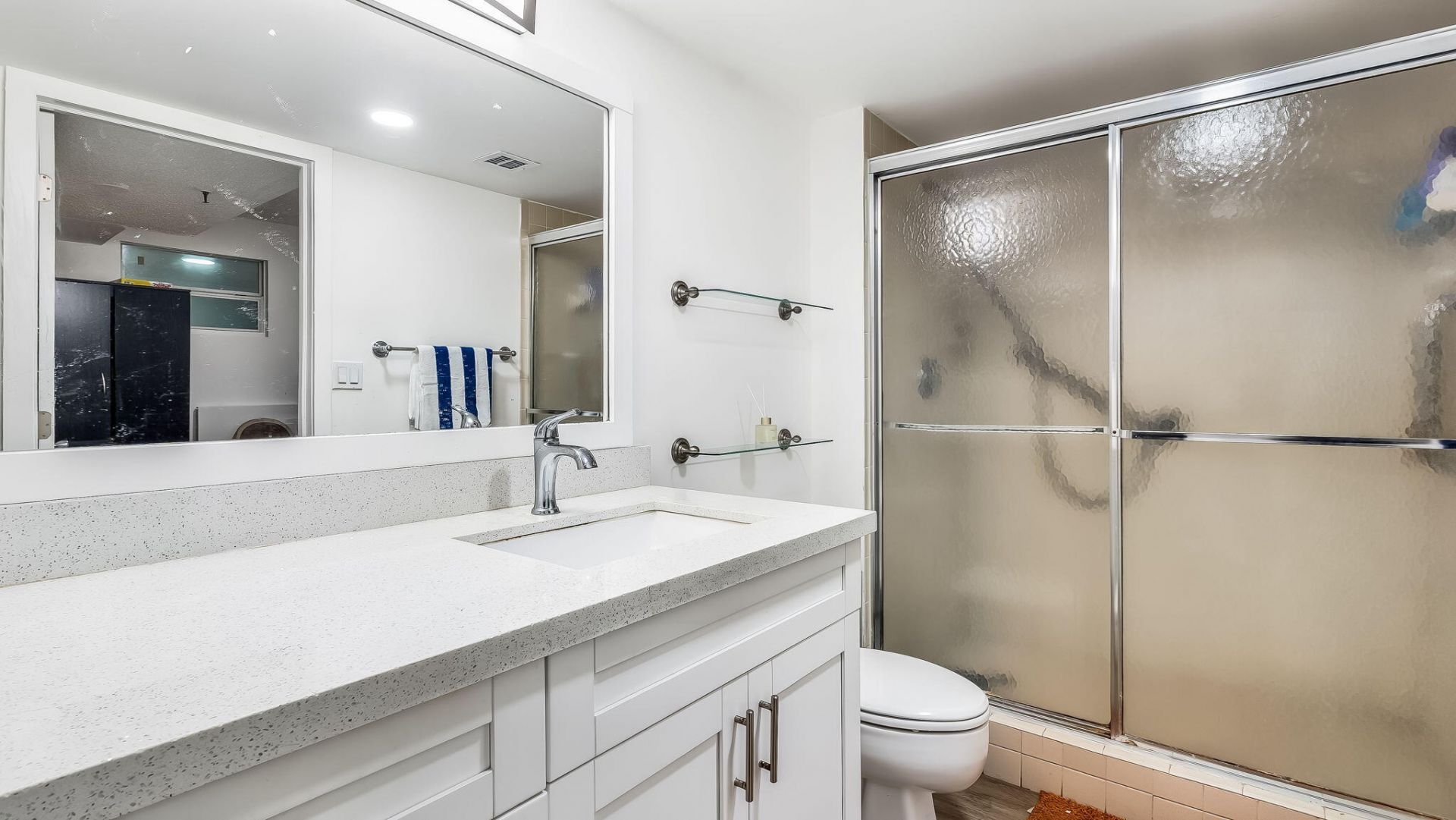 900 NE 195th Street, Unit 217, Miami, FL 33179 Photo