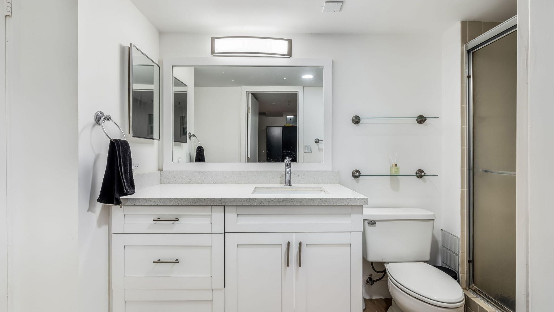 900 NE 195th Street, Unit 217, Miami, FL 33179 Photo