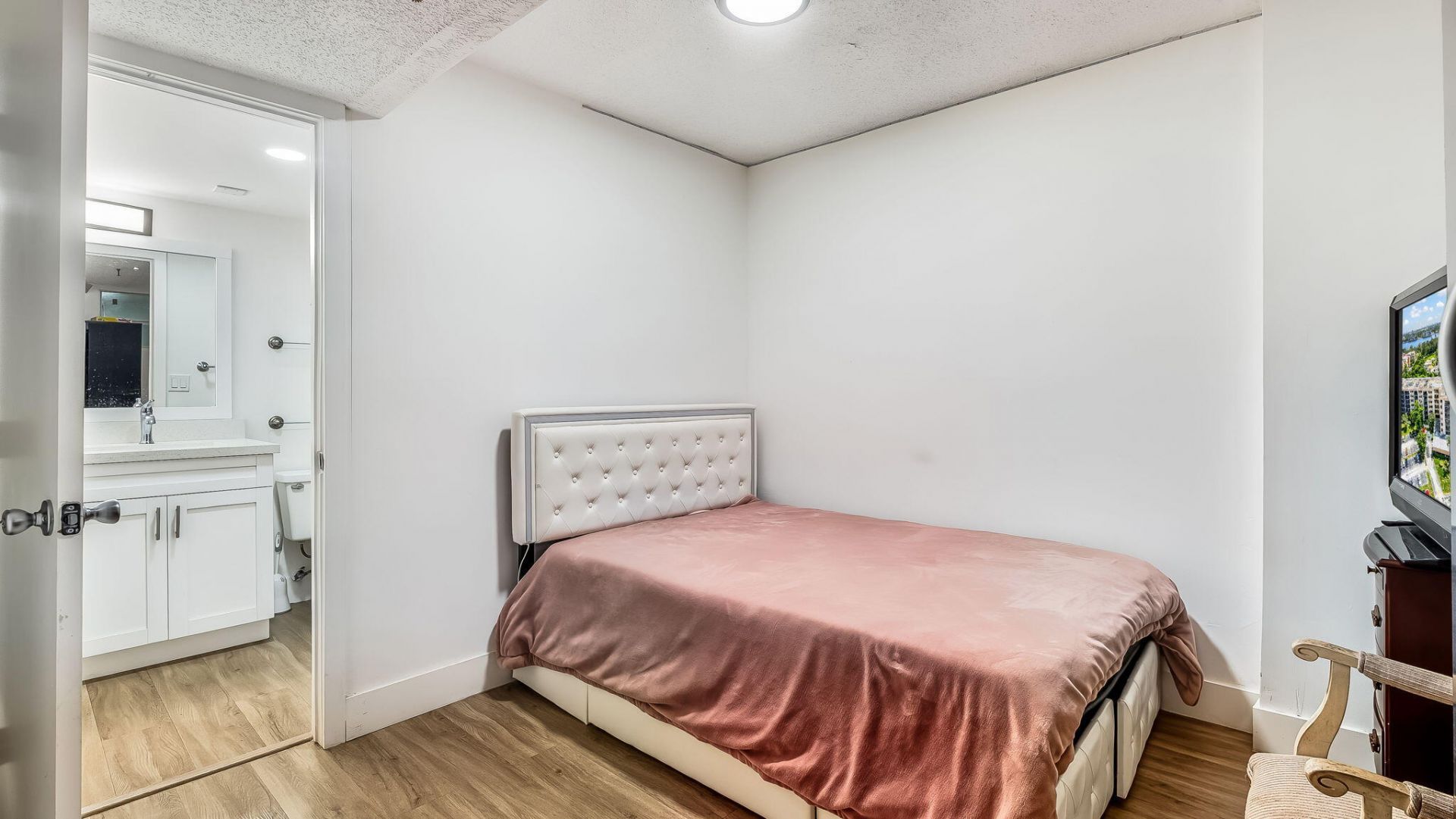 900 NE 195th Street, Unit 217, Miami, FL 33179 Photo