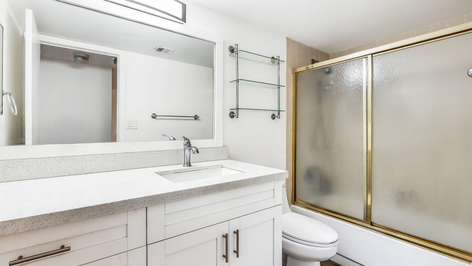 900 NE 195th Street, Unit 217, Miami, FL 33179 Photo