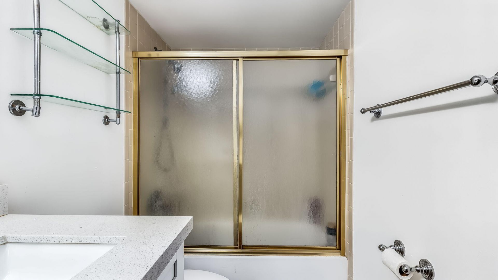 900 NE 195th Street, Unit 217, Miami, FL 33179 Photo