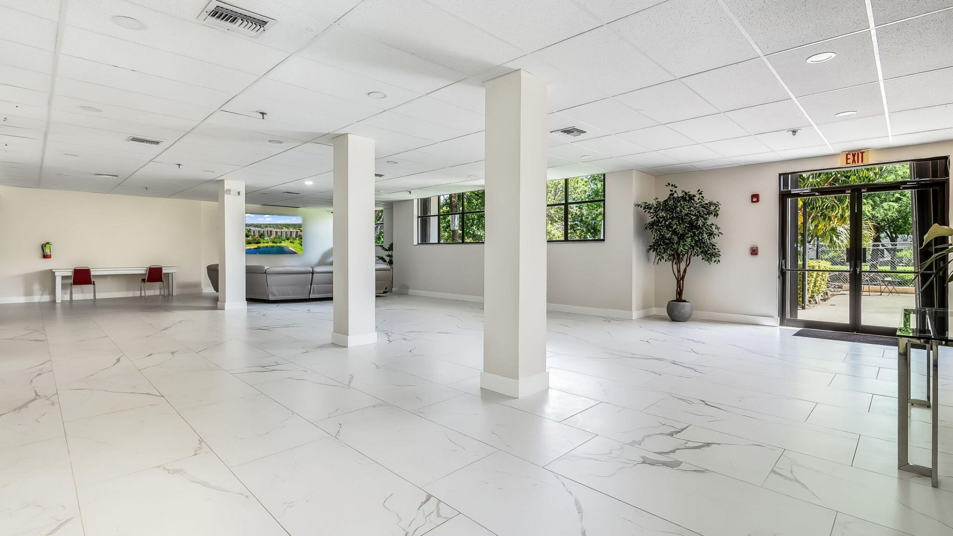 900 NE 195th Street, Unit 217, Miami, FL 33179 Photo