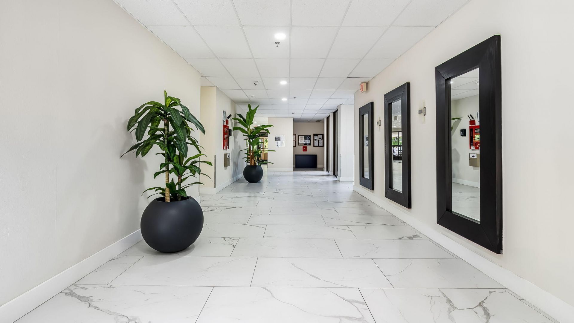 900 NE 195th Street, Unit 217, Miami, FL 33179 Photo