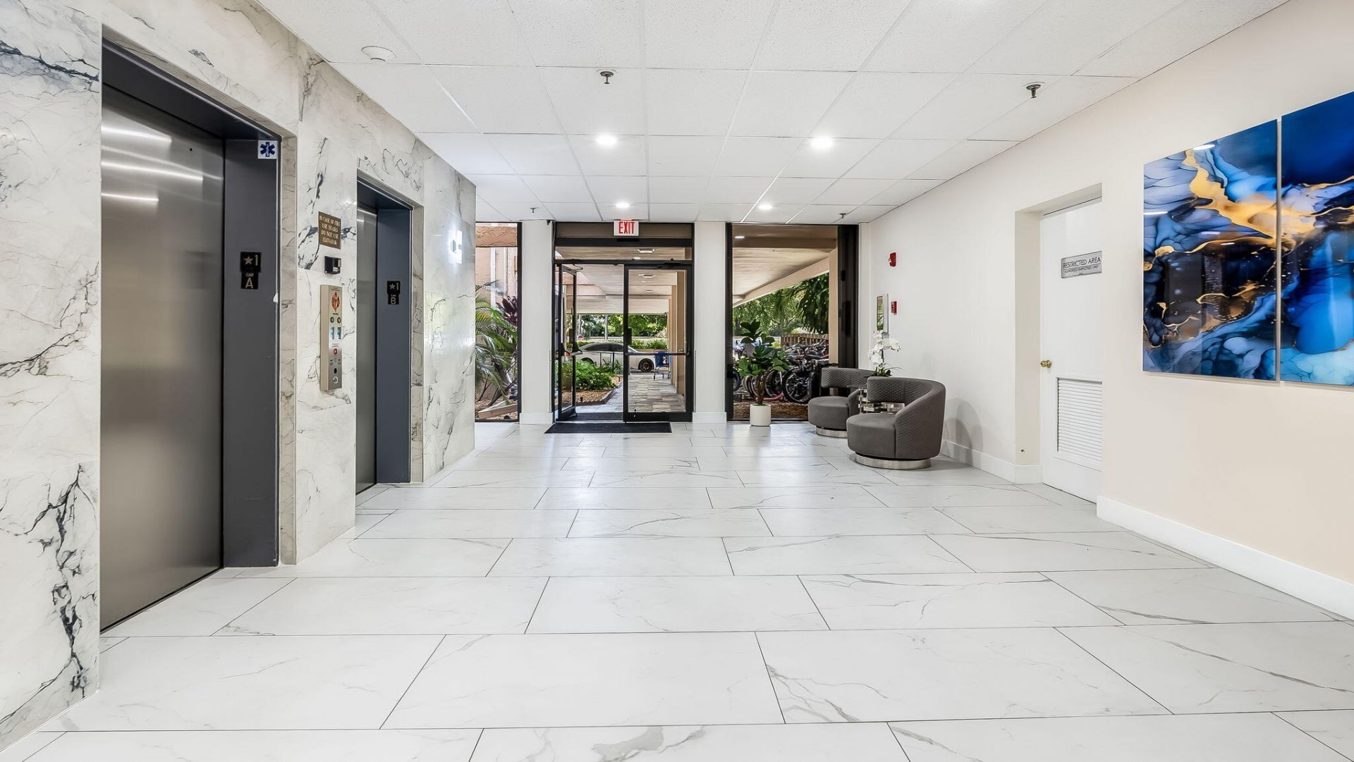 900 NE 195th Street, Unit 217, Miami, FL 33179 Photo