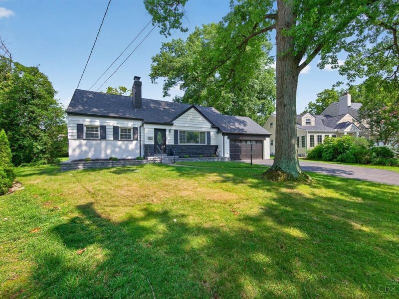 5974 Winnetka Drive, Sycamore Township, OH 45236 Photo 3