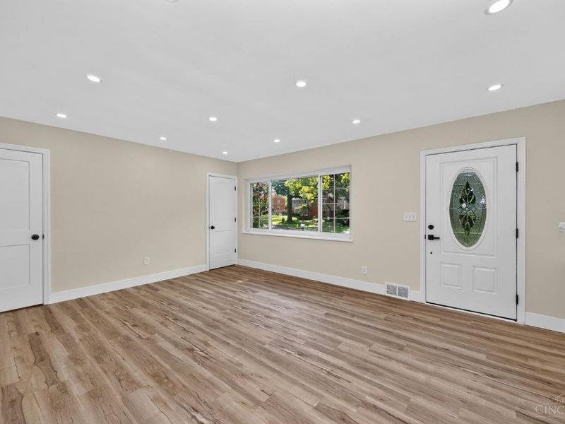 5974 Winnetka Drive, Sycamore Township, OH 45236 Photo 8