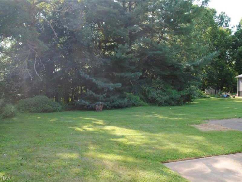 925 Minerva Road, Magnolia, OH 44643 Photo 9