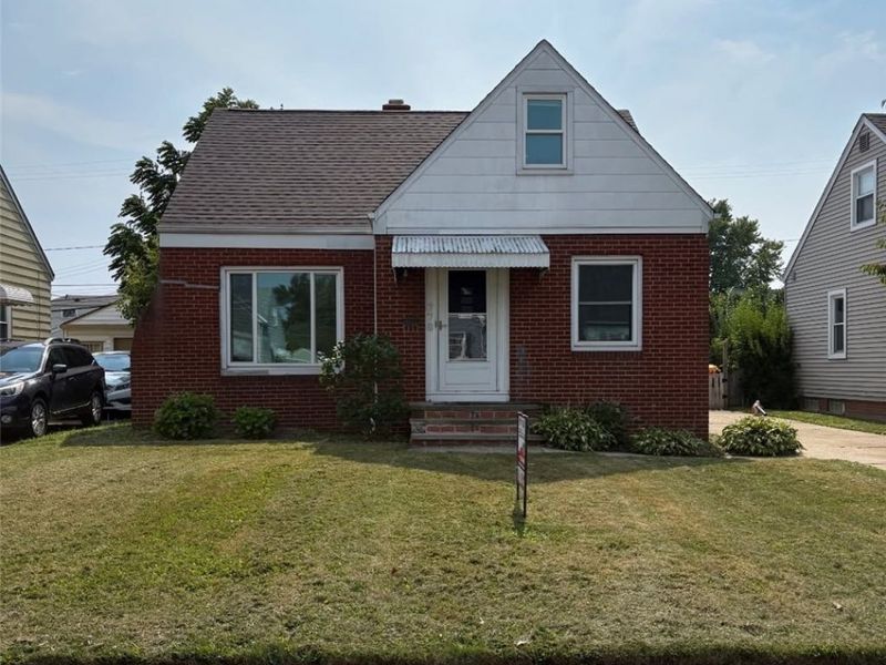 270 E 330th Street, Willowick, OH 44095 Photo 1