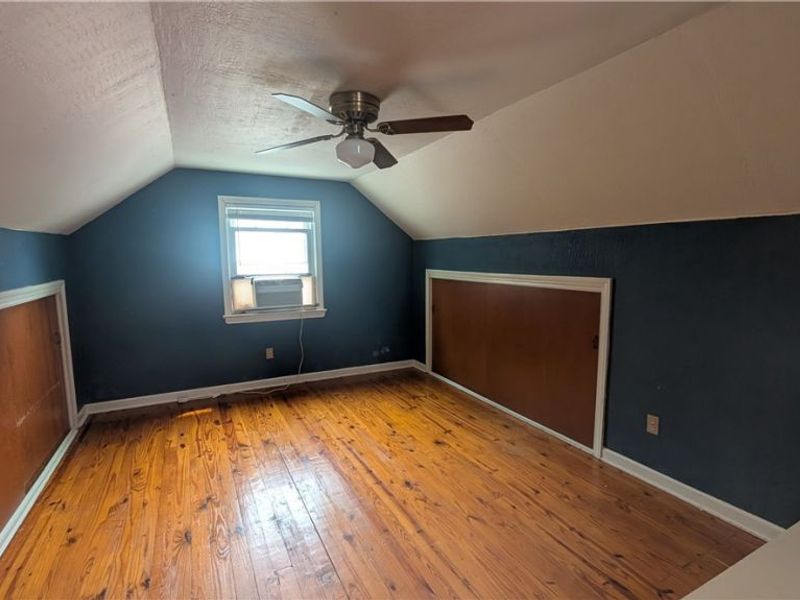 270 E 330th Street, Willowick, OH 44095 Photo 14