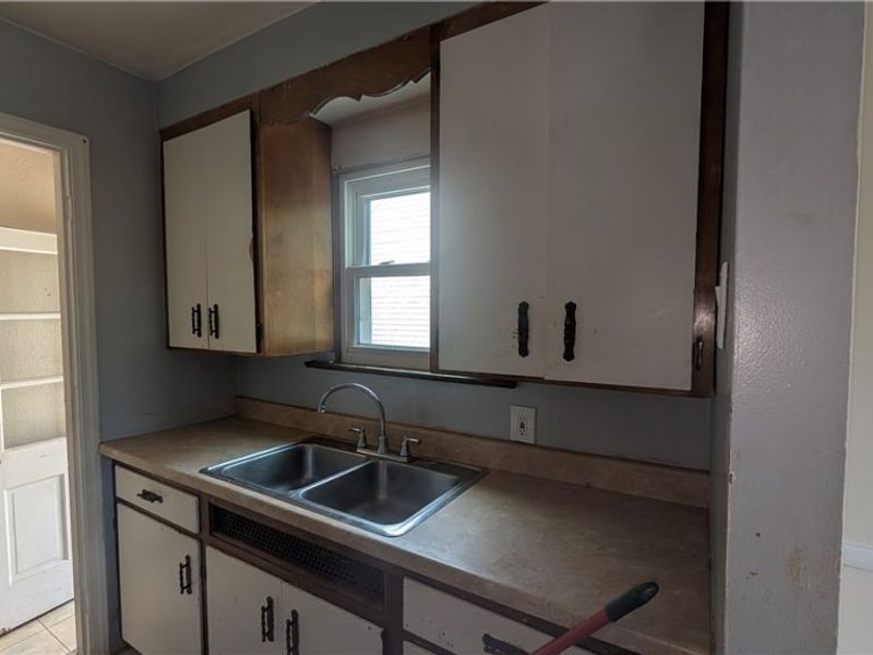 270 E 330th Street, Willowick, OH 44095 Photo 23