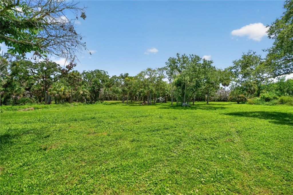 Xxx/608 Davis Street, Sebastian, FL 32958 Photo