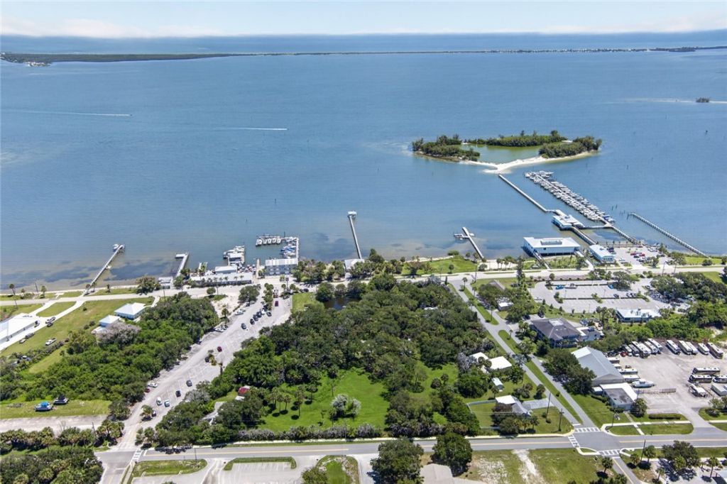 Xxx/608 Davis Street, Sebastian, FL 32958 Photo
