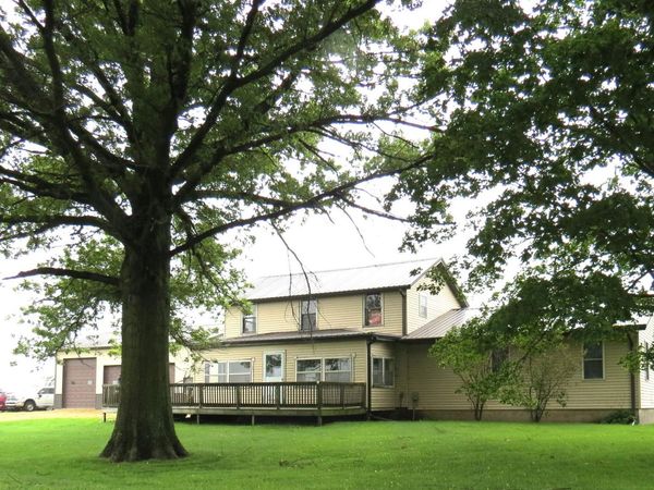 2438 312th Avenue, Maquoketa, IA 52060