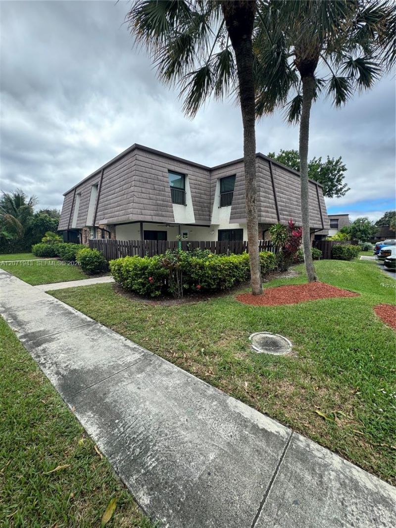 2528 NW 99th Ave , Unit 2528, Coral Springs, FL 33065 Photo