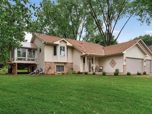 22160 Jude Avenue N, Forest Lake, MN 55025