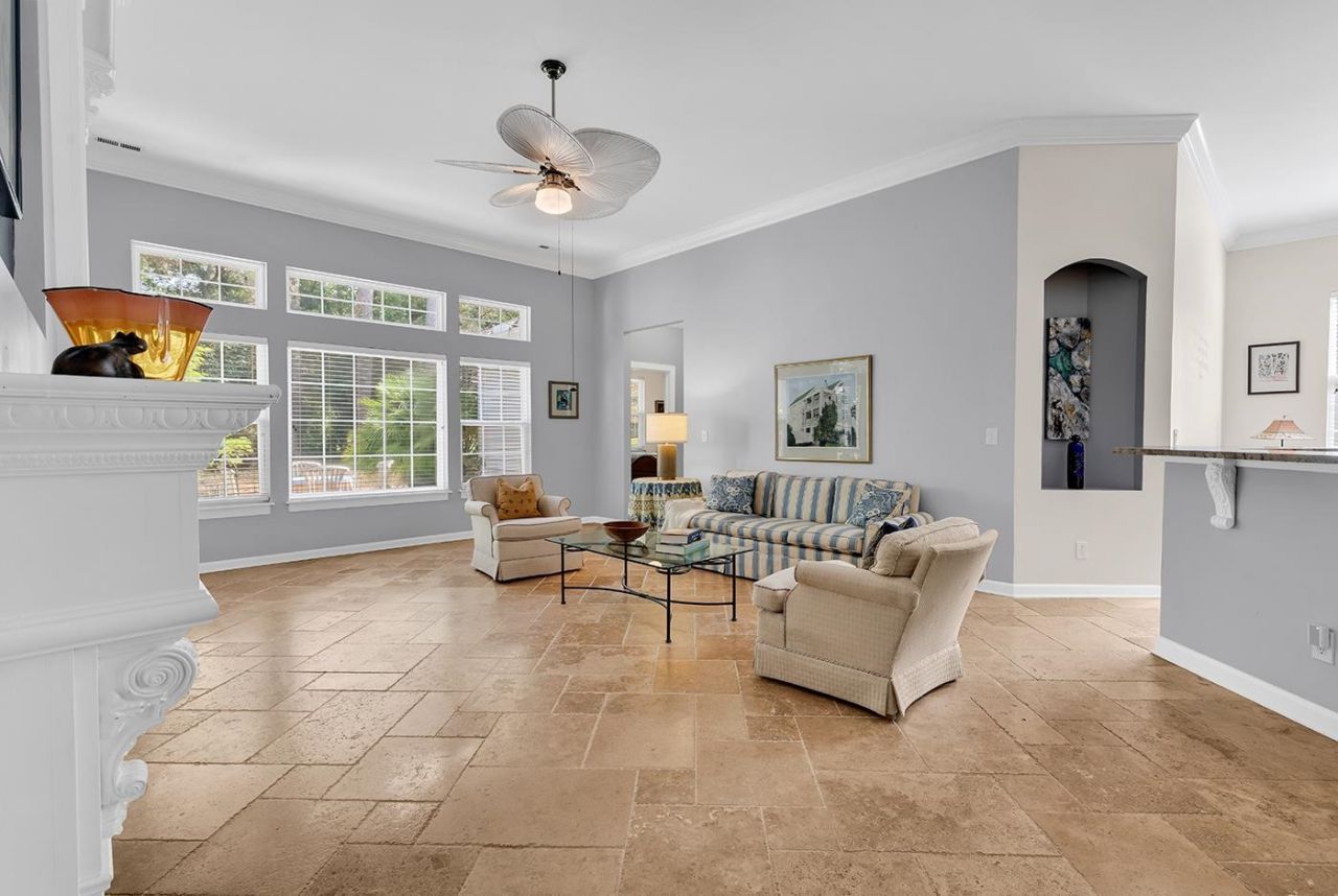 4568 Firethorne Dr. Photo 15