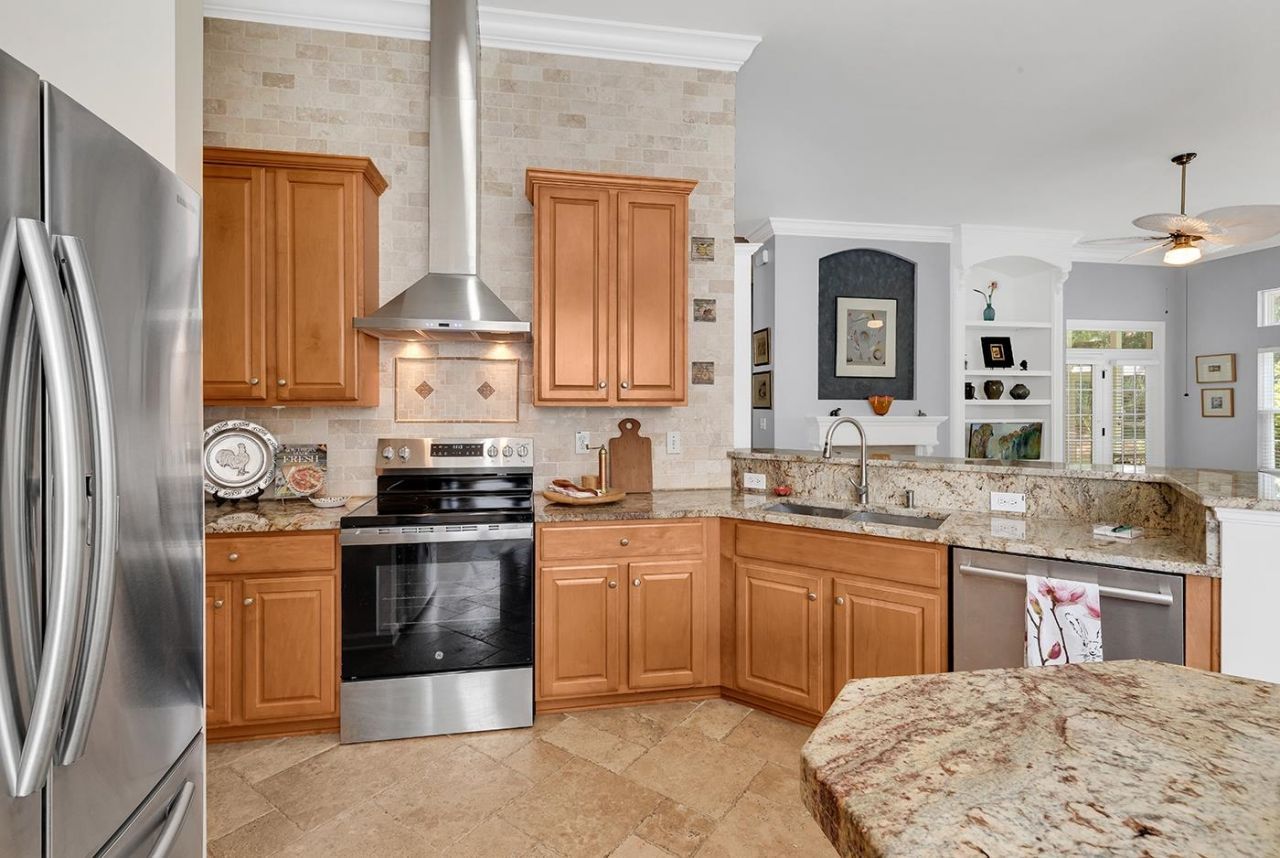 4568 Firethorne Dr. Photo 20