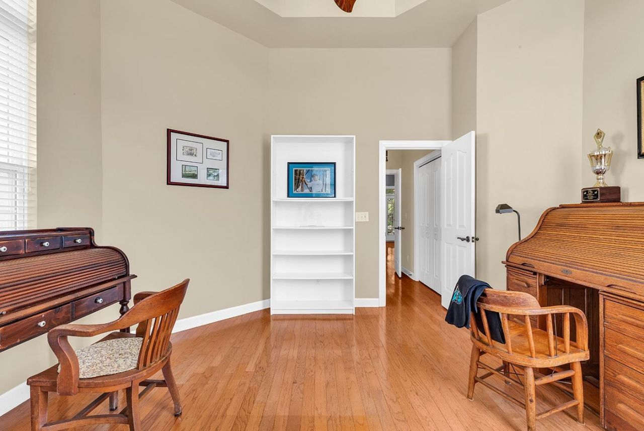 4568 Firethorne Dr. Photo 35