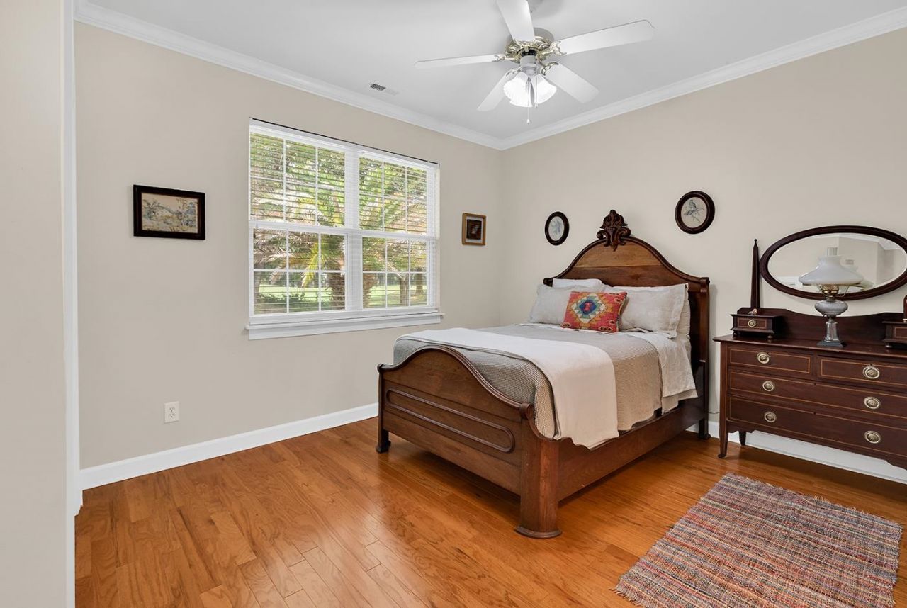 4568 Firethorne Dr. Photo 38