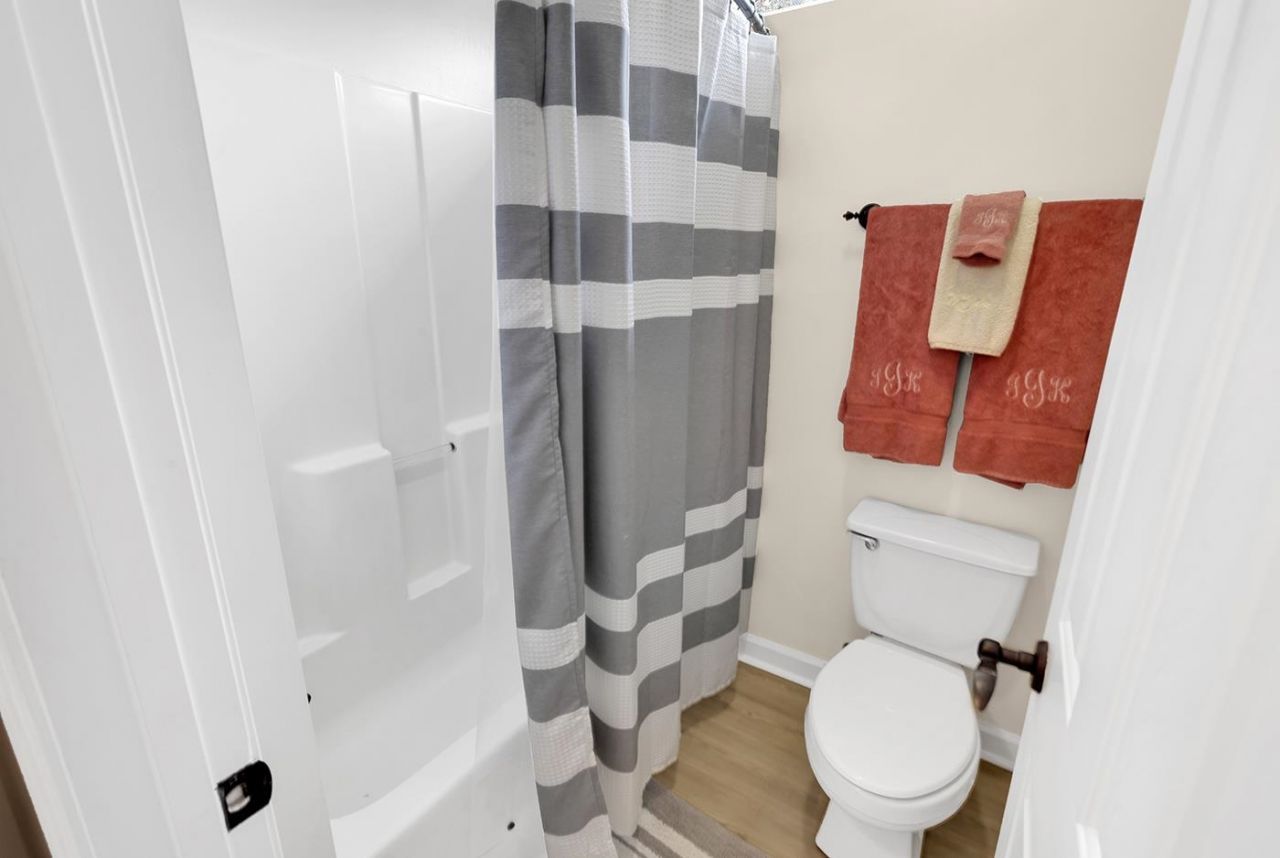 4568 Firethorne Dr. Photo 40