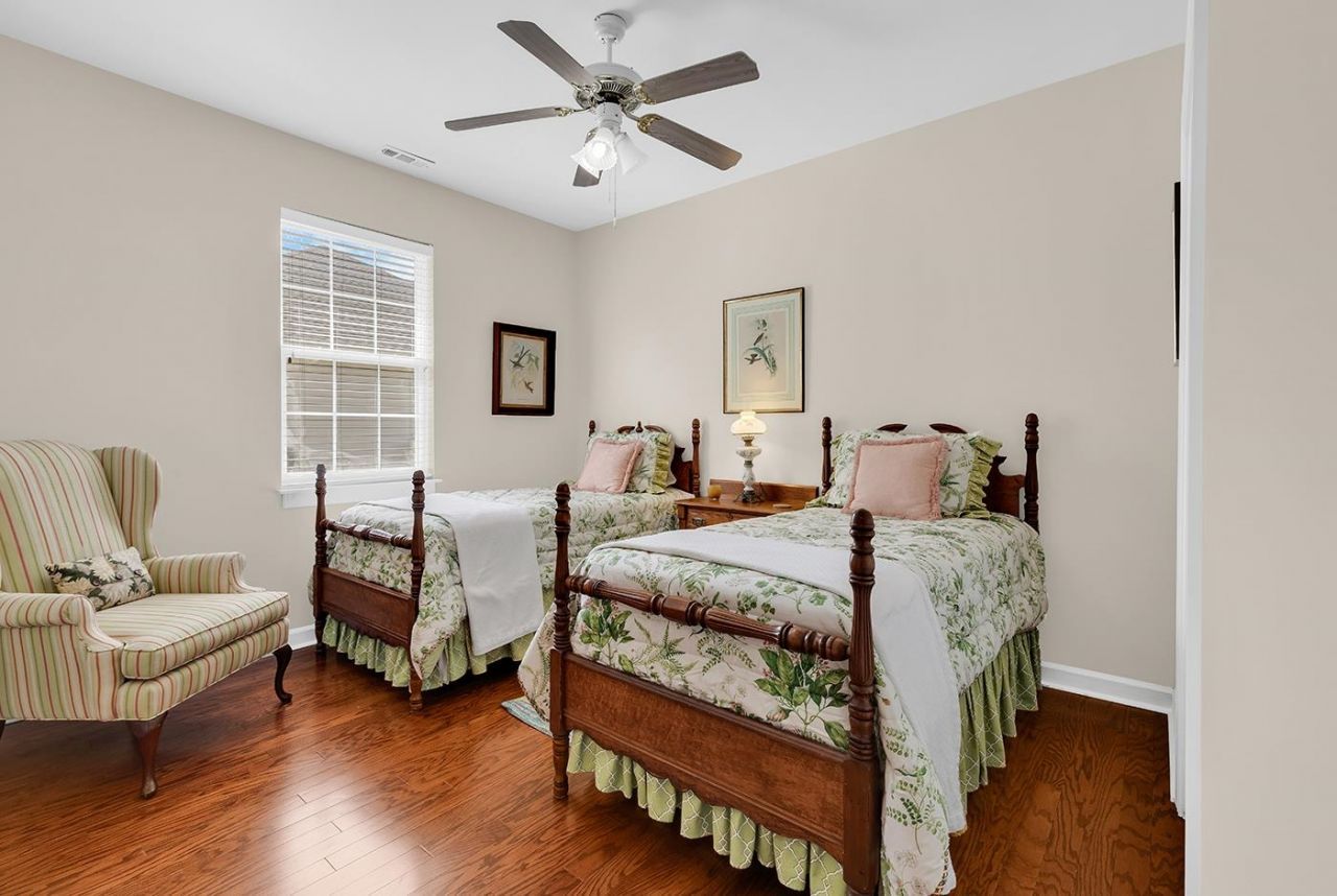 4568 Firethorne Dr. Photo 41