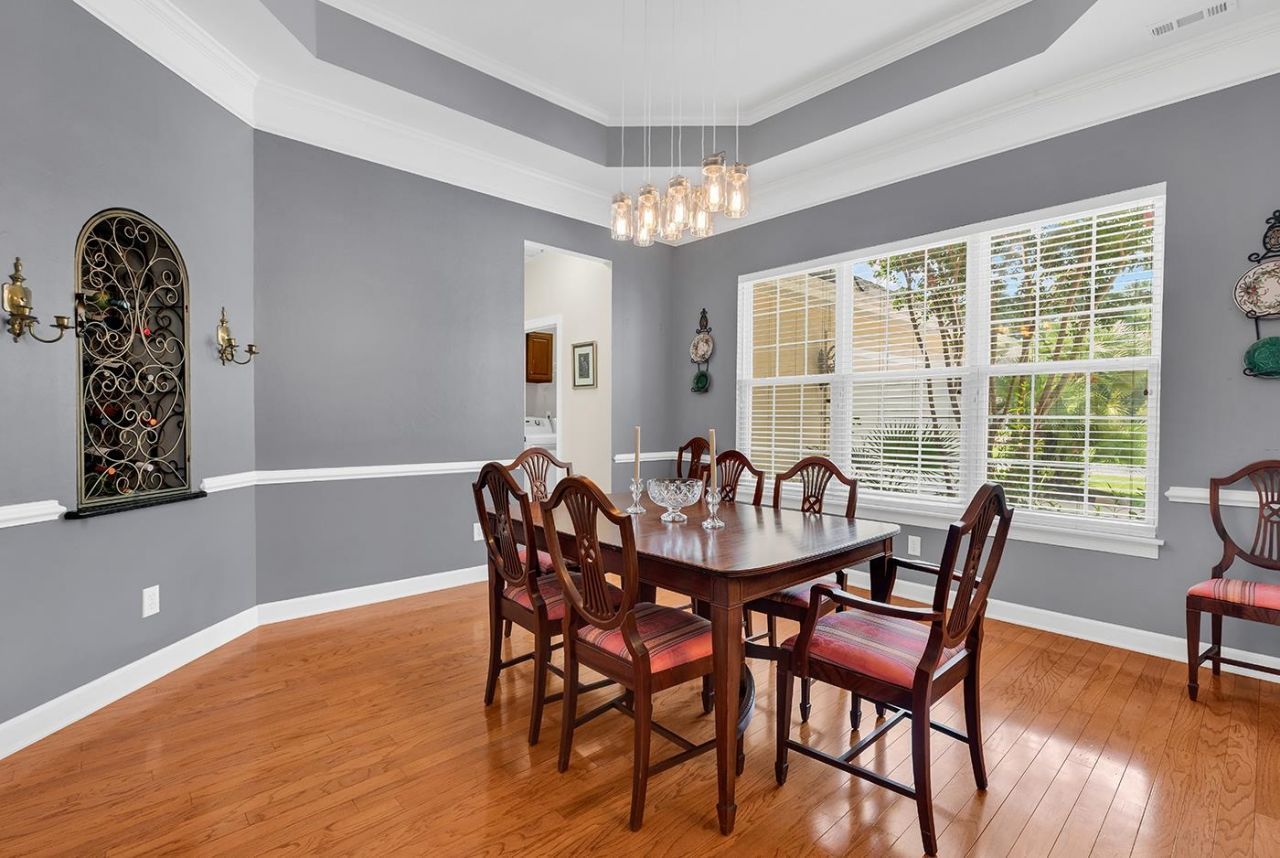4568 Firethorne Dr. Photo 8
