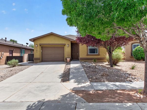 160 Zuni River Circle SW, Los Lunas, NM 87031