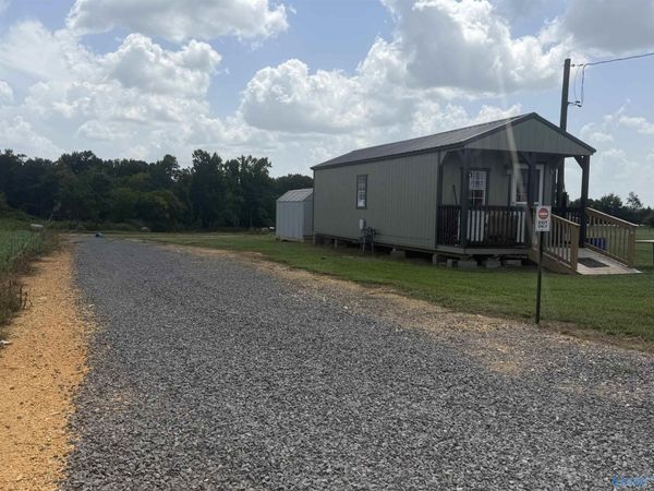 38465 Alabama Highway 75, Fyffe, AL 35971