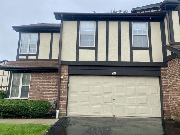 214 Stoneybrook Lane , Bloomingdale, IL 60108