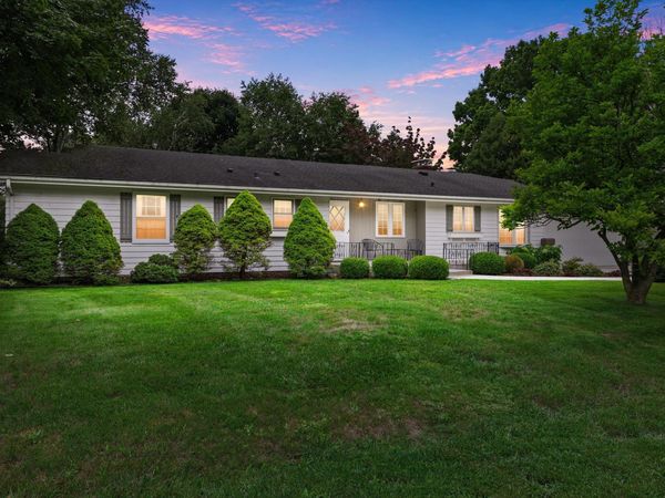 239 Old Pine Cir, Wind Point, WI 53402