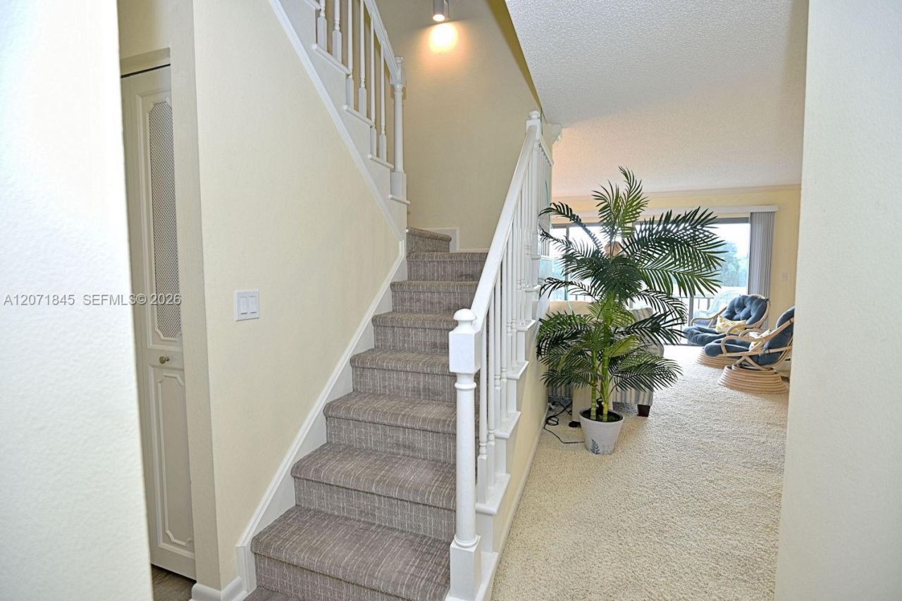 18459 SE Wood Haven Ln, Unit J, Jupiter, FL 33469 Photo