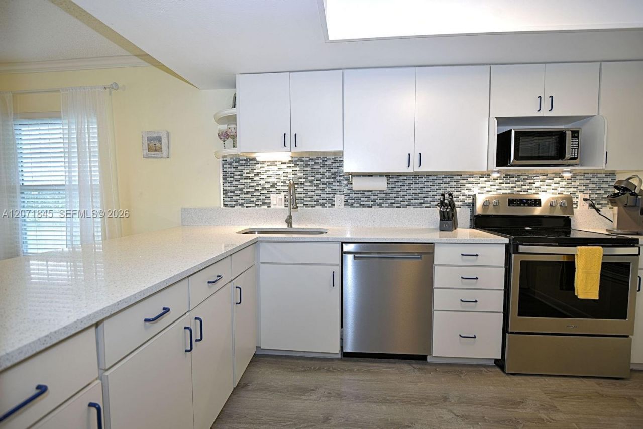 18459 SE Wood Haven Ln, Unit J, Jupiter, FL 33469 Photo