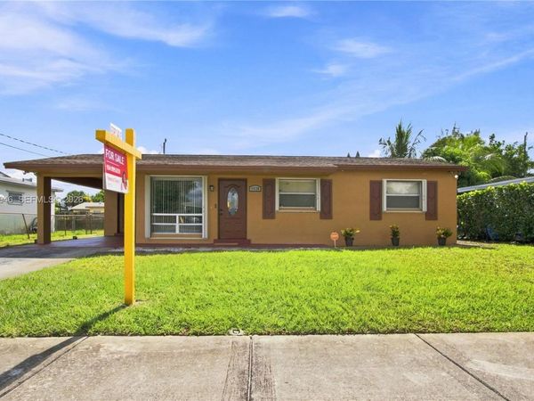 1430 NW 32nd Ter , Lauderhill, FL 33311
