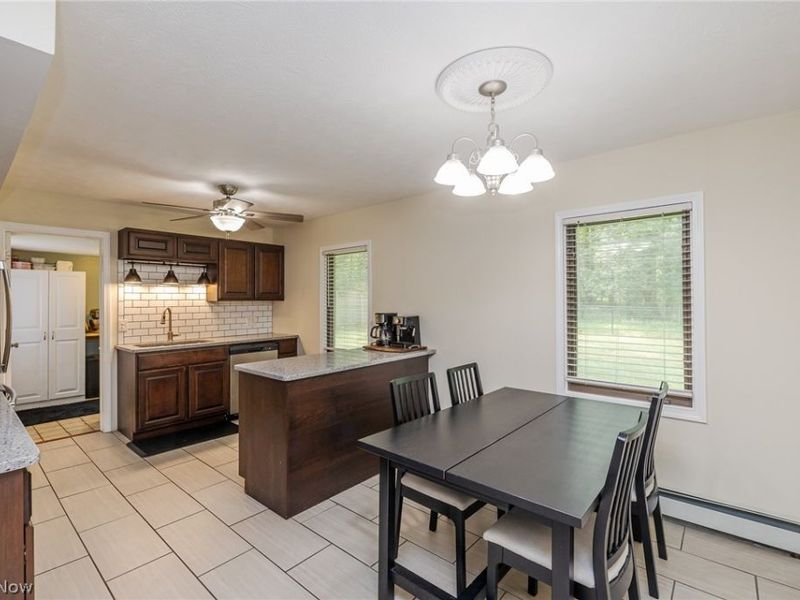 27343 Clinton Drive, North Olmsted, OH 44070 Photo 11