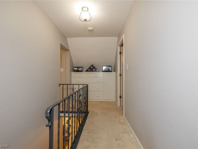 27343 Clinton Drive, North Olmsted, OH 44070 Photo 20