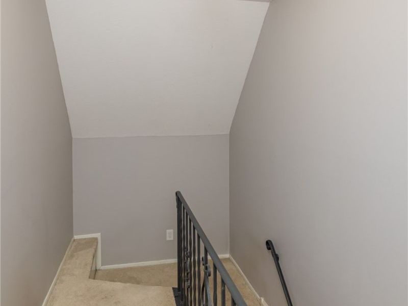 27343 Clinton Drive, North Olmsted, OH 44070 Photo 27