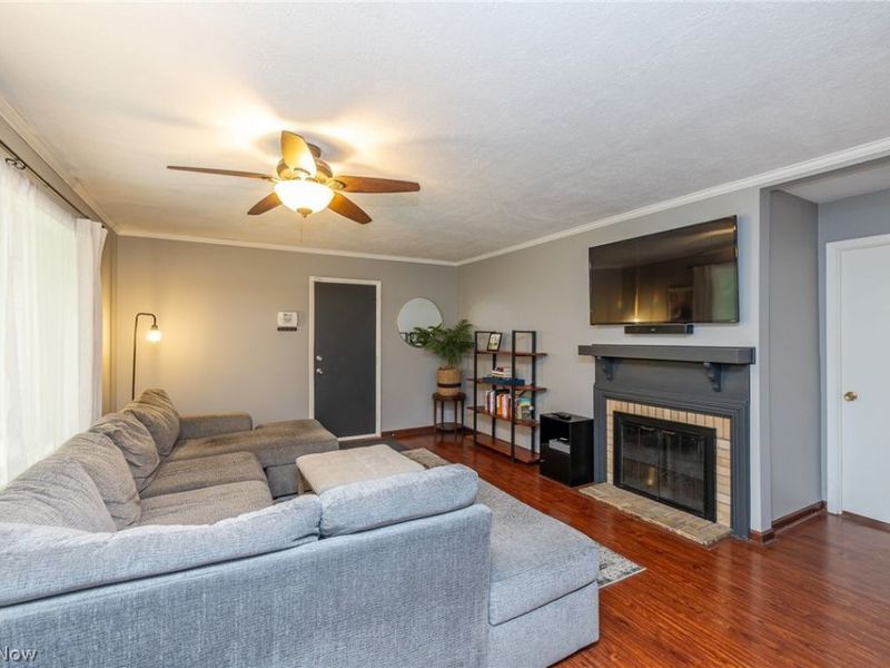 27343 Clinton Drive, North Olmsted, OH 44070 Photo 6