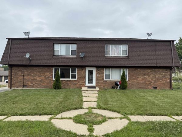 1020 9th Street, HARVARD, IL 60033