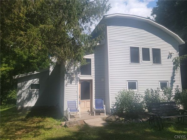4906 Lawless Road , Marcellus, NY 13108