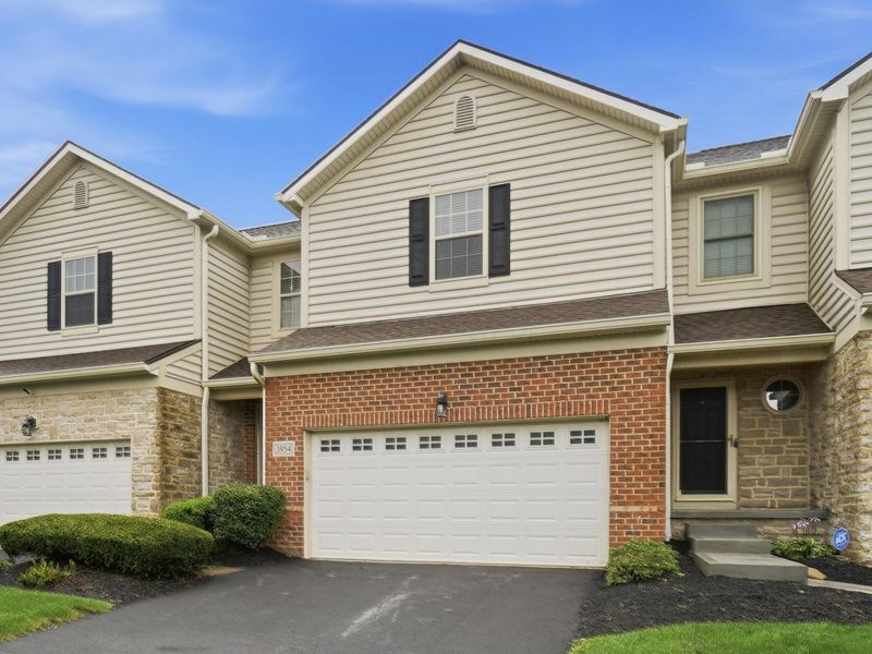 3954 Stapleford Drive , Columbus, OH 43230 Photo 4
