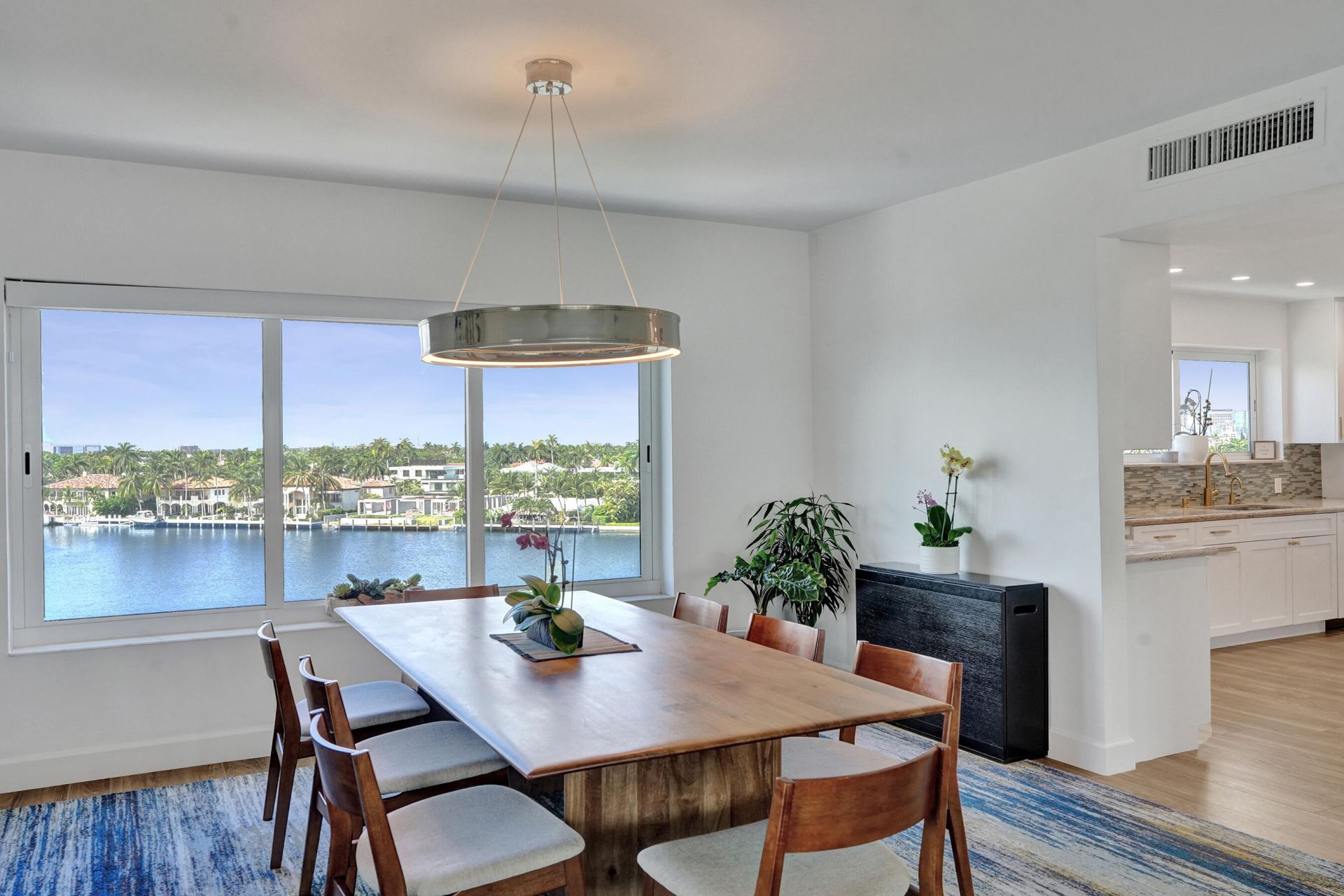 333 Sunset Drive, Unit 401, Fort Lauderdale, FL 33301 Photo